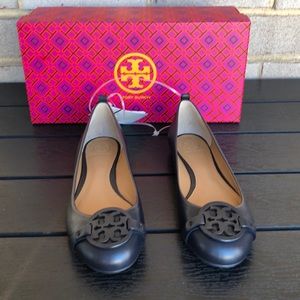 Tory Burch Gabriel Ballet Flat. Size 6